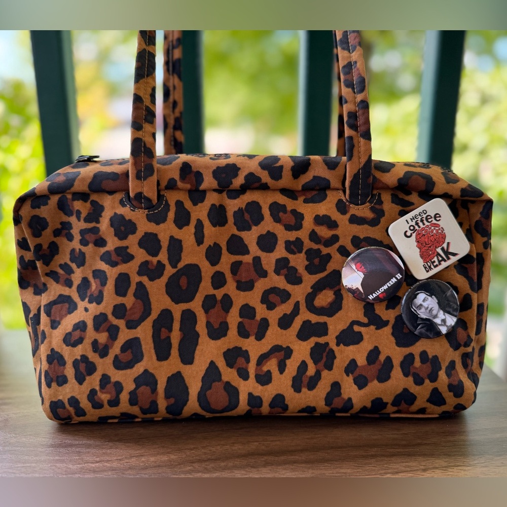 Baggu bowler